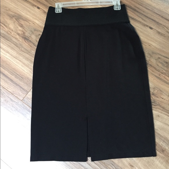 Calvin Klein Power Stretch Skirt - Picture 4 of 5